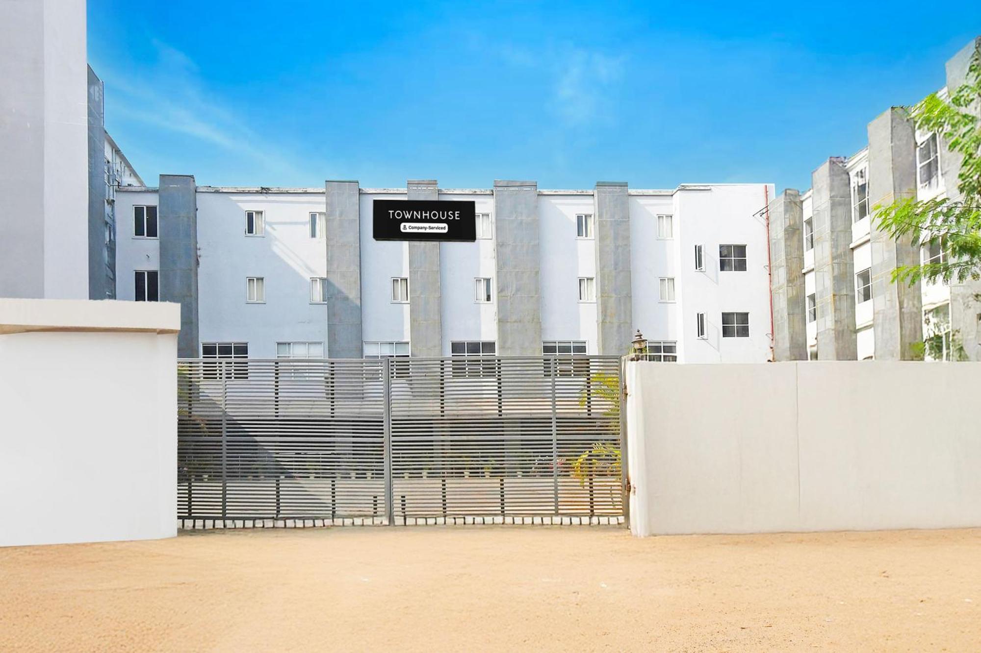 Super Townhouse Mancheswar Industrial Estate Hotel Bhubaneswar Exterior photo