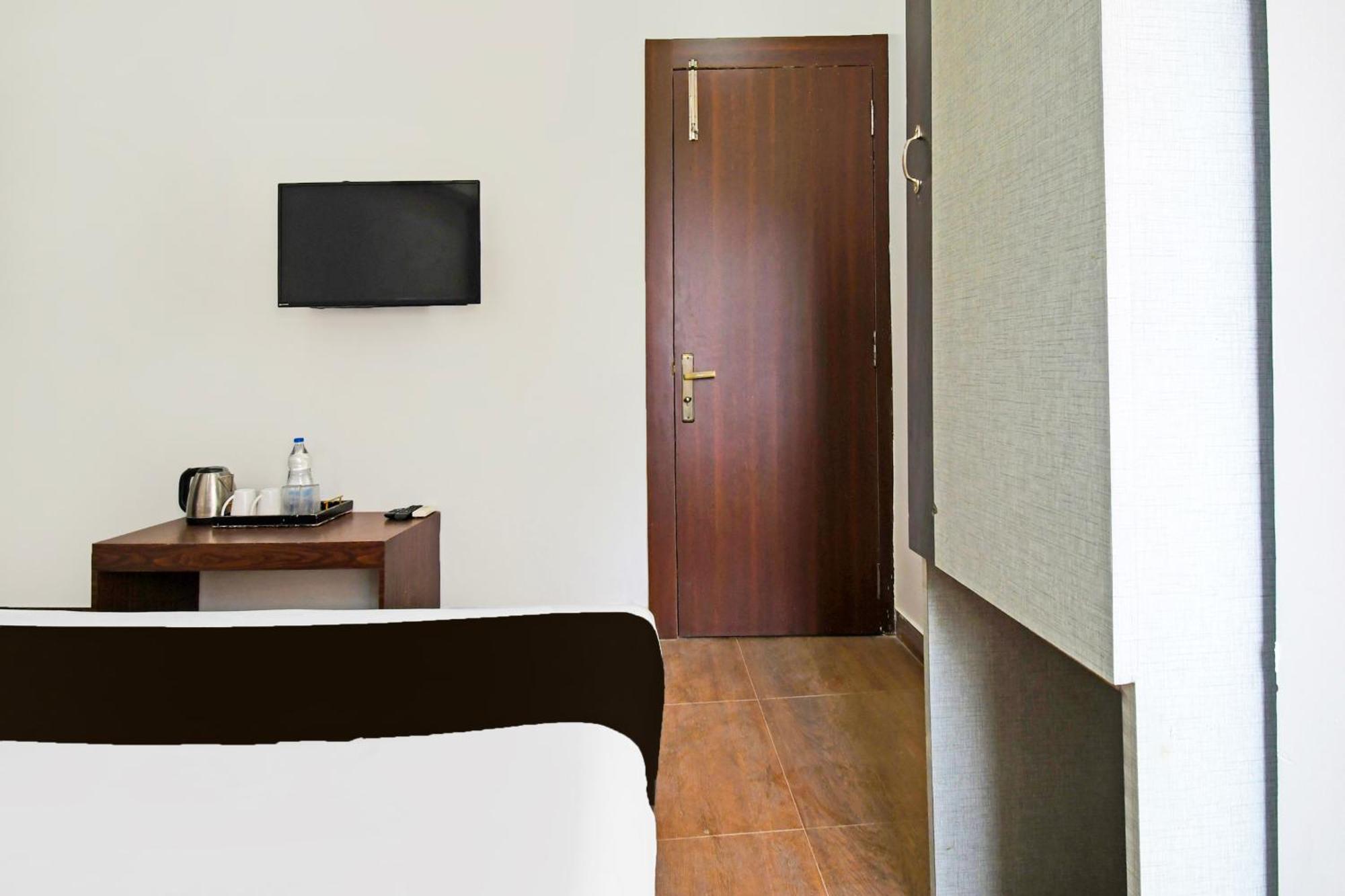 Super Townhouse Mancheswar Industrial Estate Hotel Bhubaneswar Exterior photo