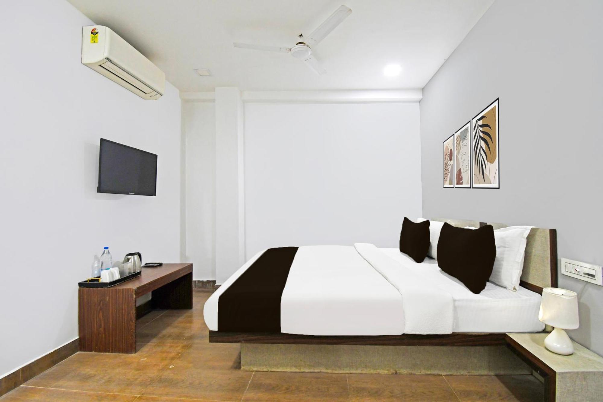 Super Townhouse Mancheswar Industrial Estate Hotel Bhubaneswar Exterior photo