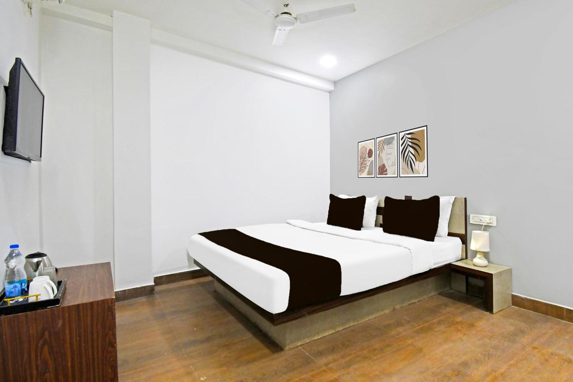 Super Townhouse Mancheswar Industrial Estate Hotel Bhubaneswar Exterior photo